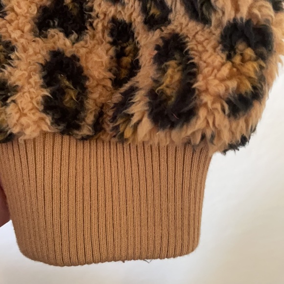 Billabong cheetah print pullover - Picture 4 of 6